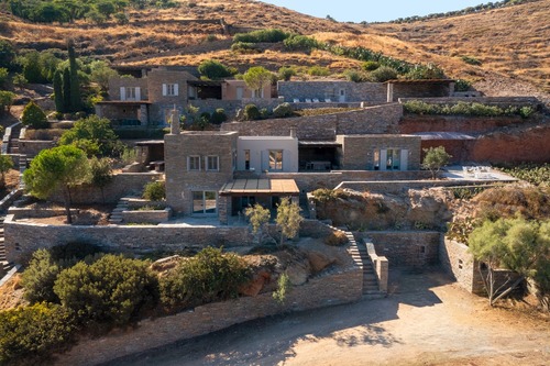 Αmarea Breeze Villa Kea - Nevermind Property Management