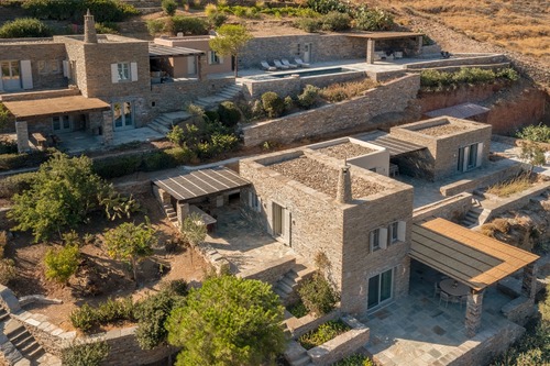 Αmarea Breeze Villa Kea - Nevermind Property Management