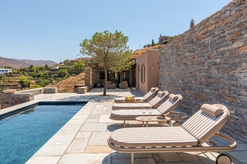 Αmarea Breeze Villa Kea - Nevermind Property Management