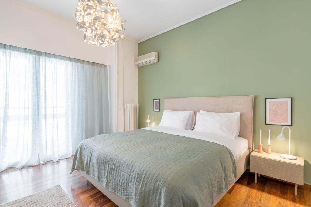 Foothills of Thiseio - Nevermind Property Management