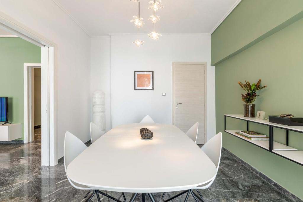 Foothills of Thiseio - Nevermind Property Management