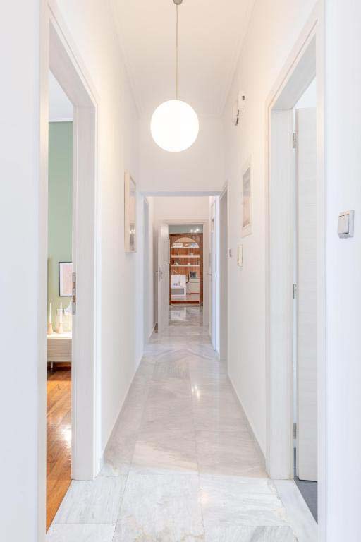 Foothills of Thiseio - Nevermind Property Management