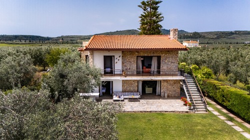 Private Beach Residence Livanates - Nevermind Property Management