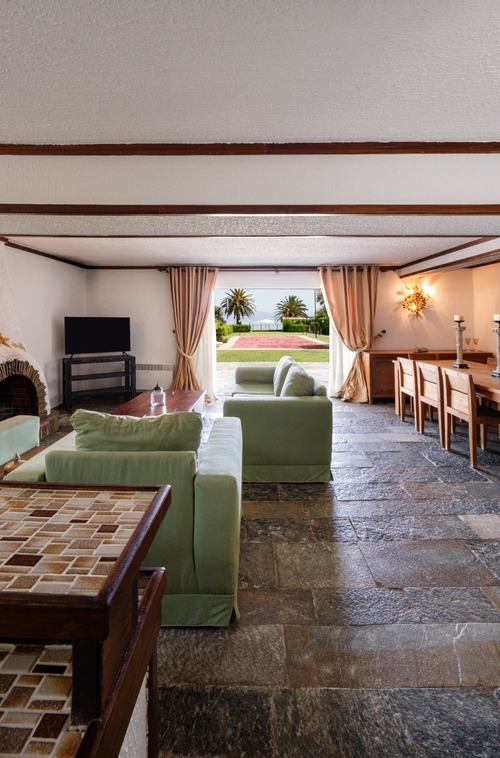 Private Beach Residence Livanates - Nevermind Property Management