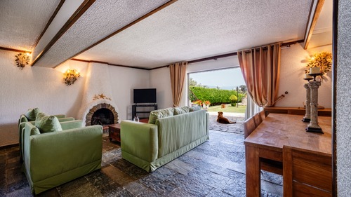 Private Beach Residence Livanates - Nevermind Property Management
