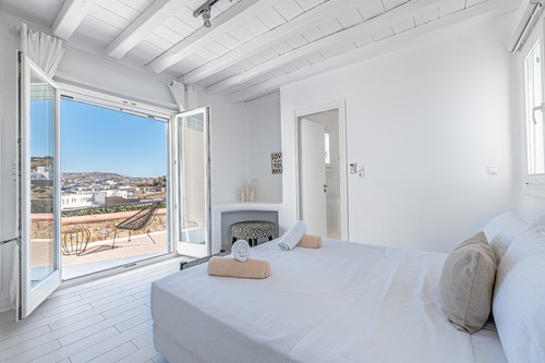 Mykonos Villas - Nevermind Property Management