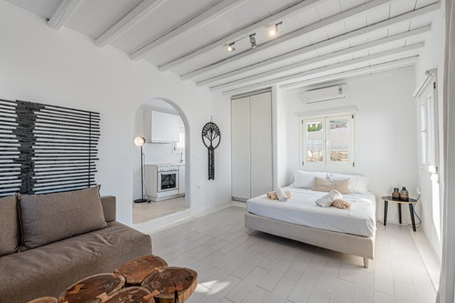 Mykonos Villas - Nevermind Property Management