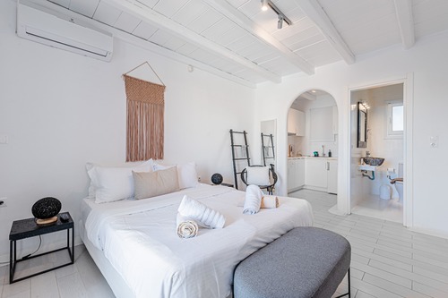 Mykonos Villas - Nevermind Property Management