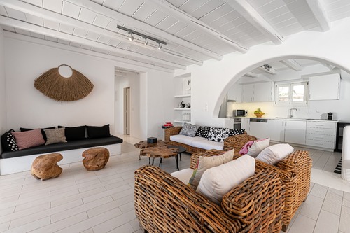 Mykonos Villas - Nevermind Property Management
