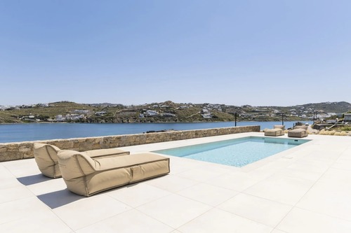 Ornos Villas Myconos - Nevermind Property Management