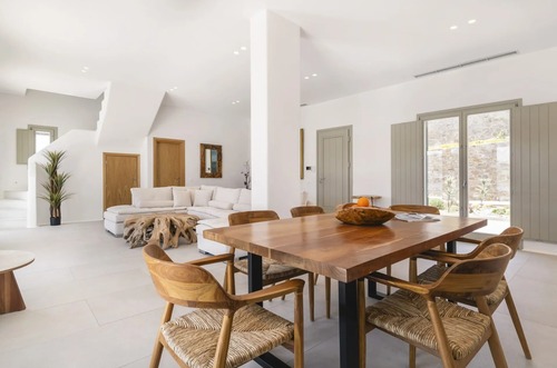 Ornos Villas Myconos - Nevermind Property Management