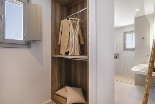 Ornos Villas Myconos - Nevermind Property Management