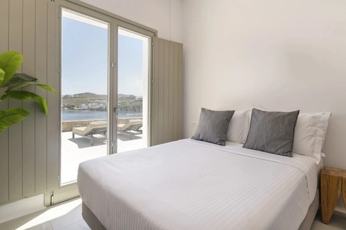 Ornos Villas Myconos - Nevermind Property Management