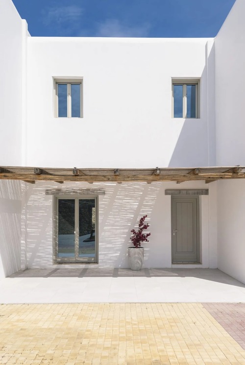 Ornos Villas Myconos - Nevermind Property Management