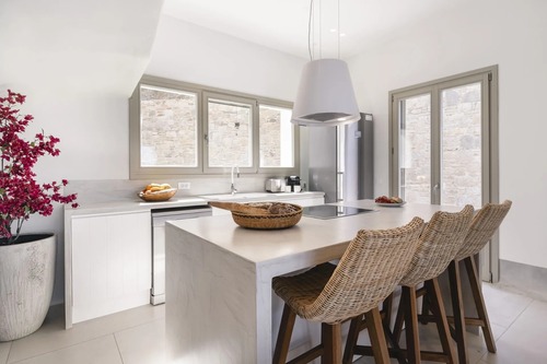 Ornos Villas Myconos - Nevermind Property Management