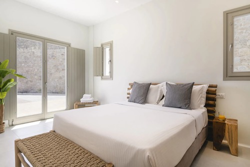 Ornos Villas Myconos - Nevermind Property Management