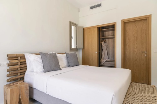 Ornos Villas Myconos - Nevermind Property Management