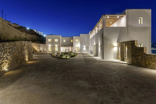 Ornos Villas Myconos - Nevermind Property Management