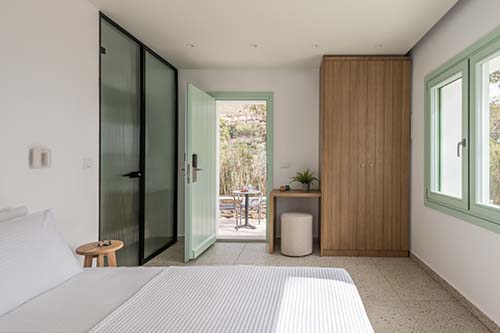 Okeanos Kea Suites - Nevermind Property Management