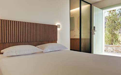 Okeanos Kea Suites - Nevermind Property Management